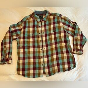 Woolrich 2XL button down men’s shirt